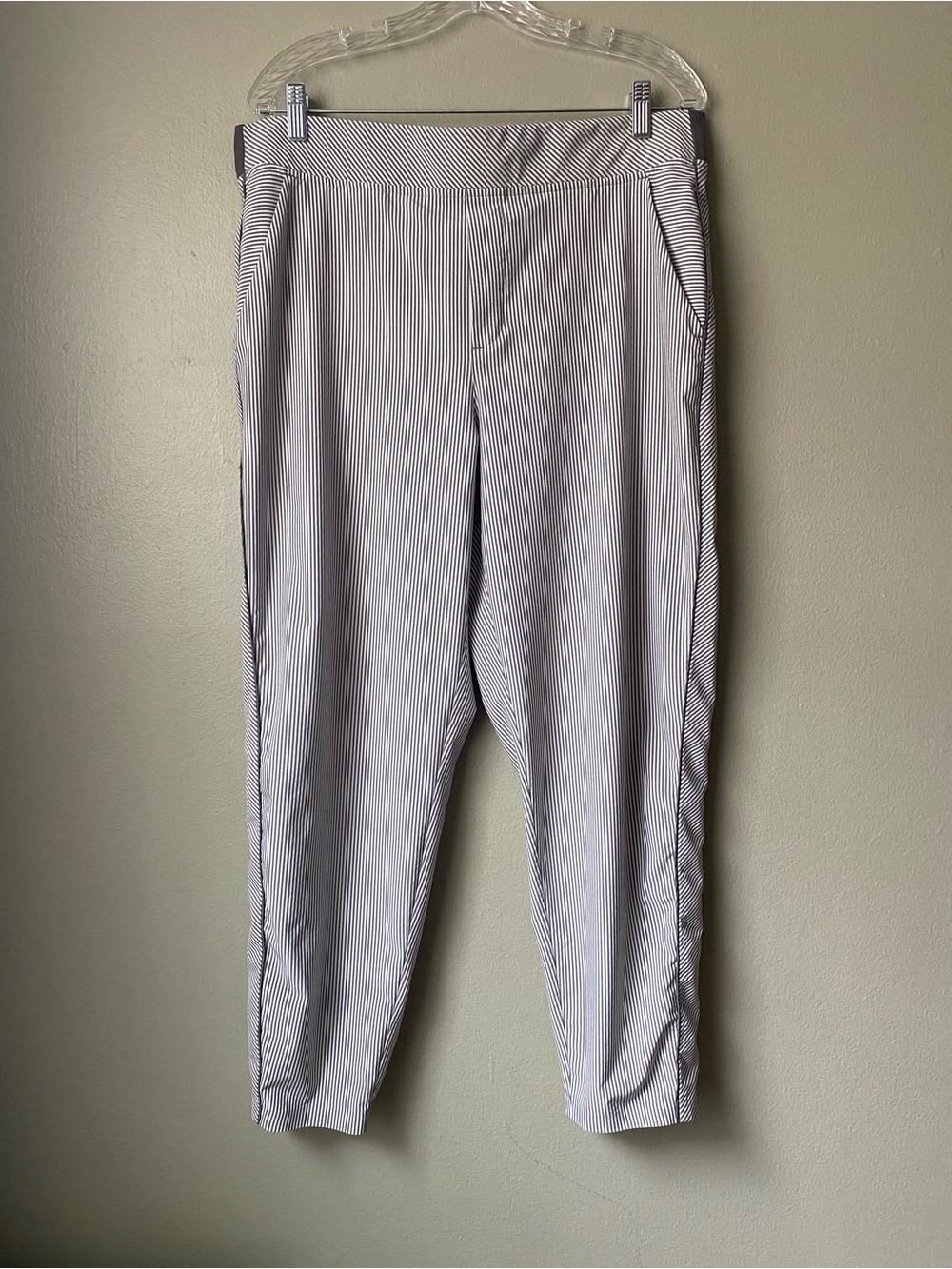 Women’s Athleta Lightweight Pants
